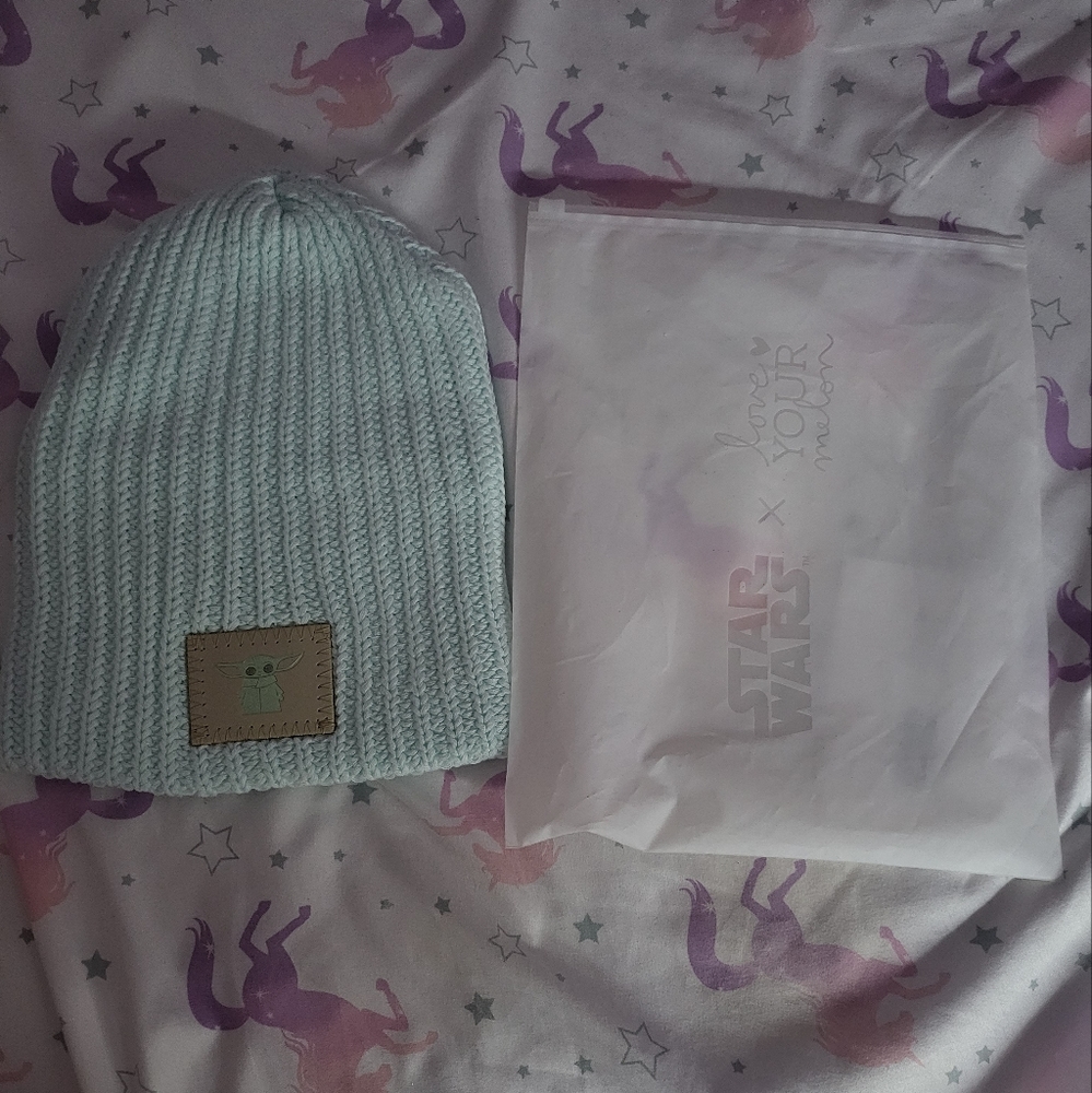 Star wars the child grogu love your melon beanie